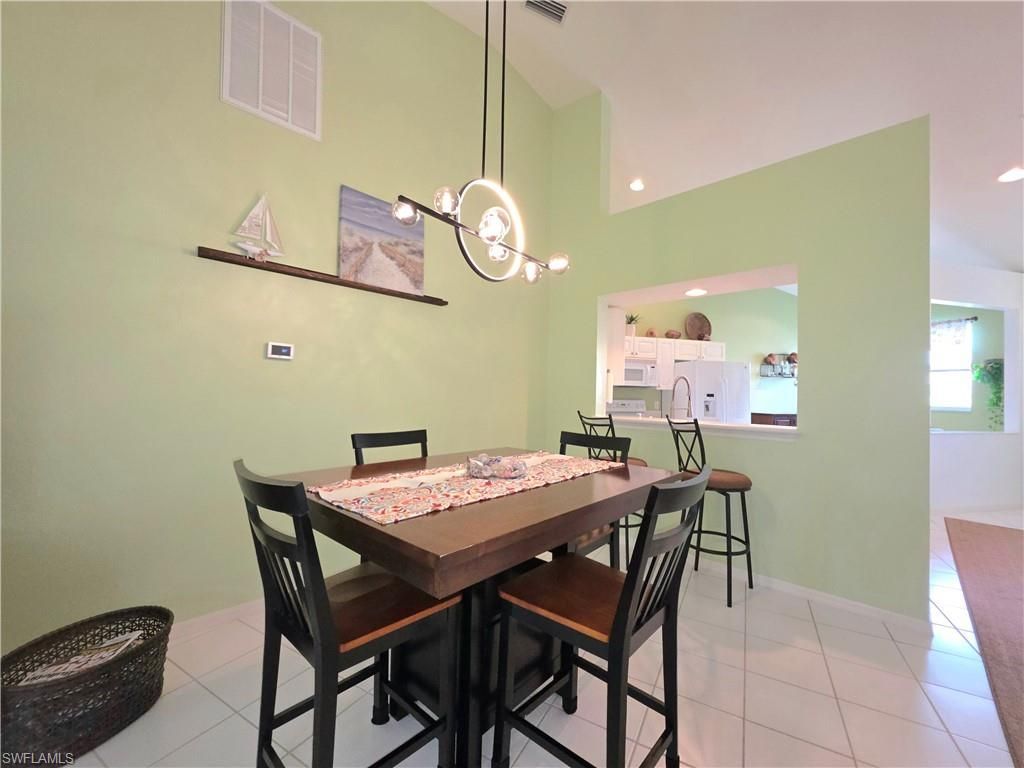 12070 Summergate Cir, Unit 201, Fort Myers, FL 33913 Photo
