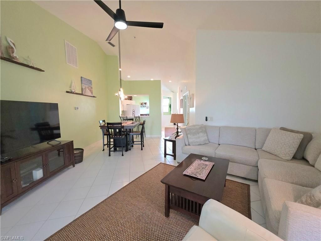 12070 Summergate Cir, Unit 201, Fort Myers, FL 33913 Photo