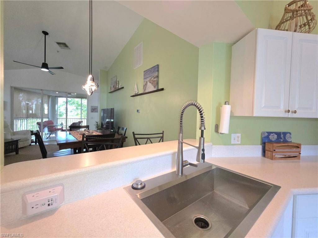 12070 Summergate Cir, Unit 201, Fort Myers, FL 33913 Photo