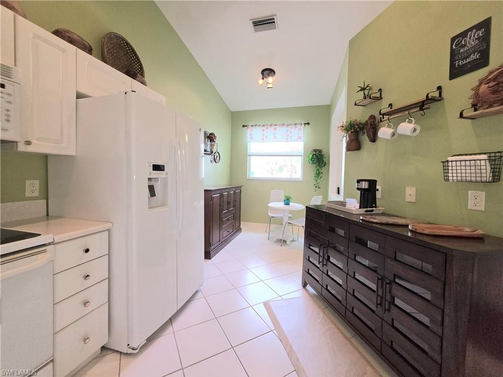 12070 Summergate Cir, Unit 201, Fort Myers, FL 33913 Photo