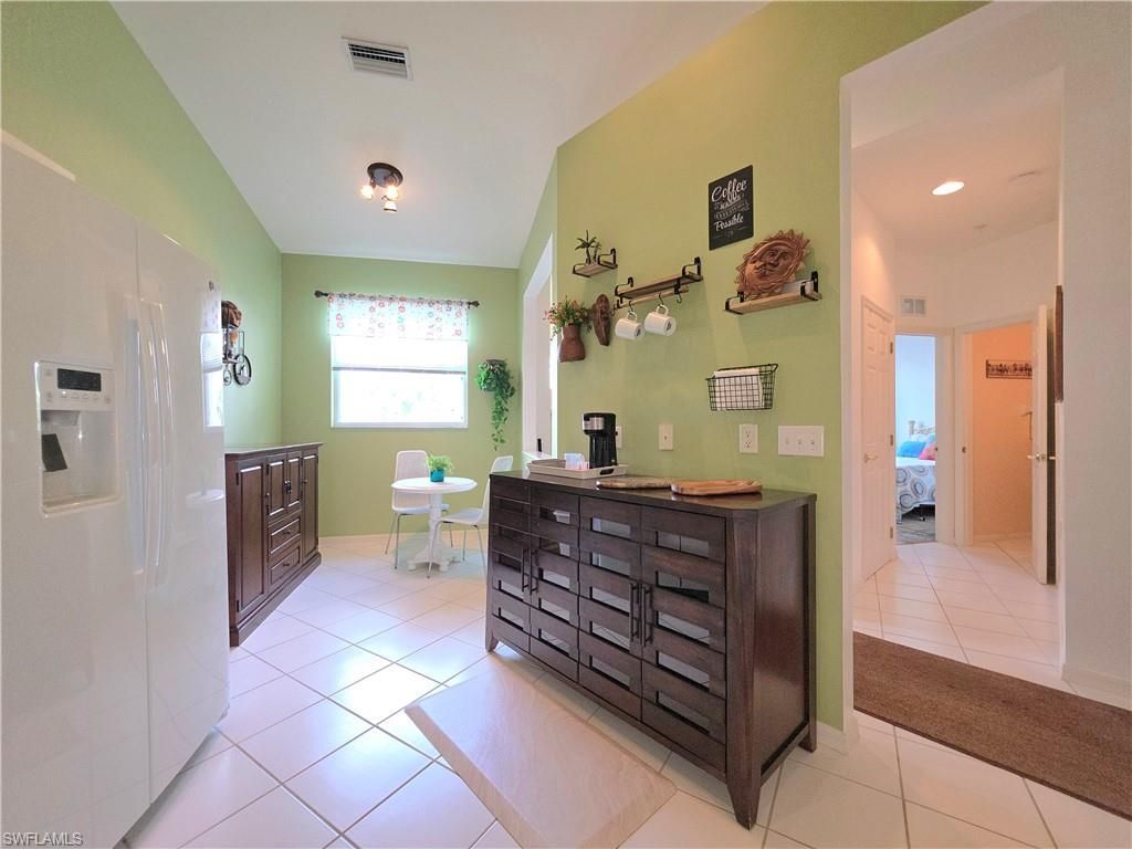 12070 Summergate Cir, Unit 201, Fort Myers, FL 33913 Photo