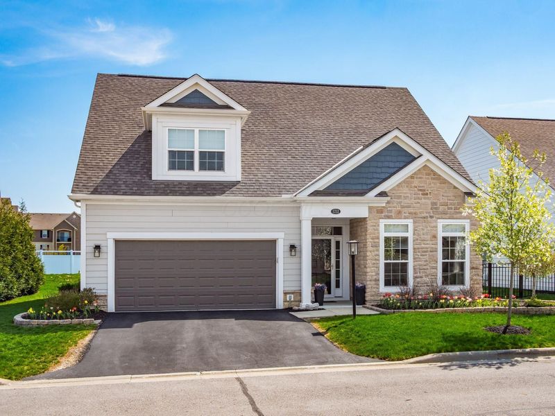 5752 Caulfield Lane, Unit 25, Dublin, OH 43016 Photo 2