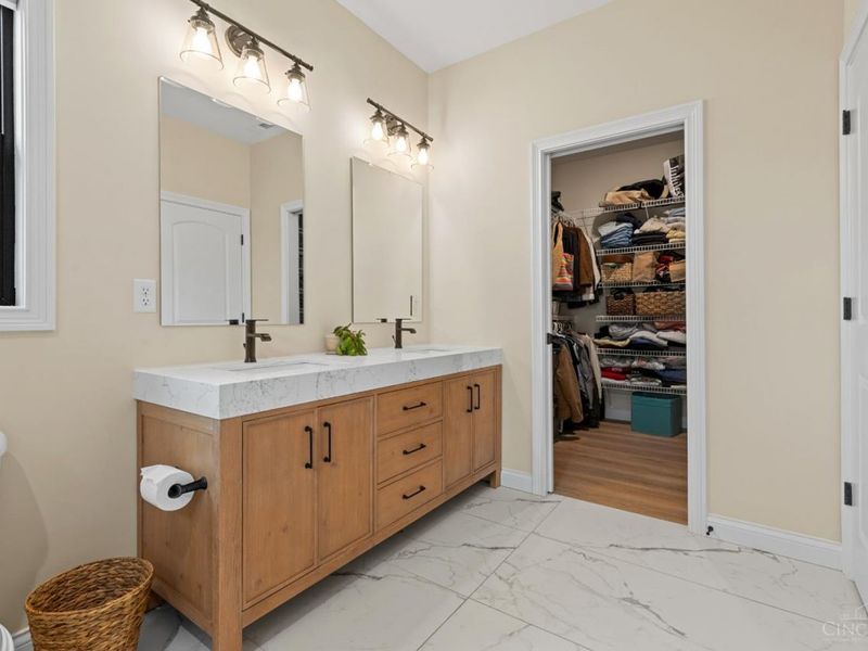 3 Rogan Drive, Glendale, OH 45246 Photo 28