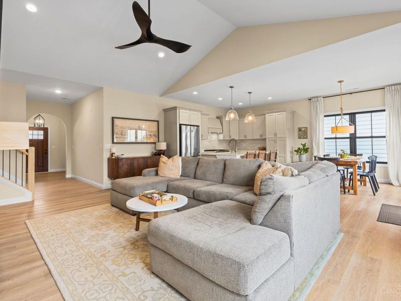 3 Rogan Drive, Glendale, OH 45246 Photo 8