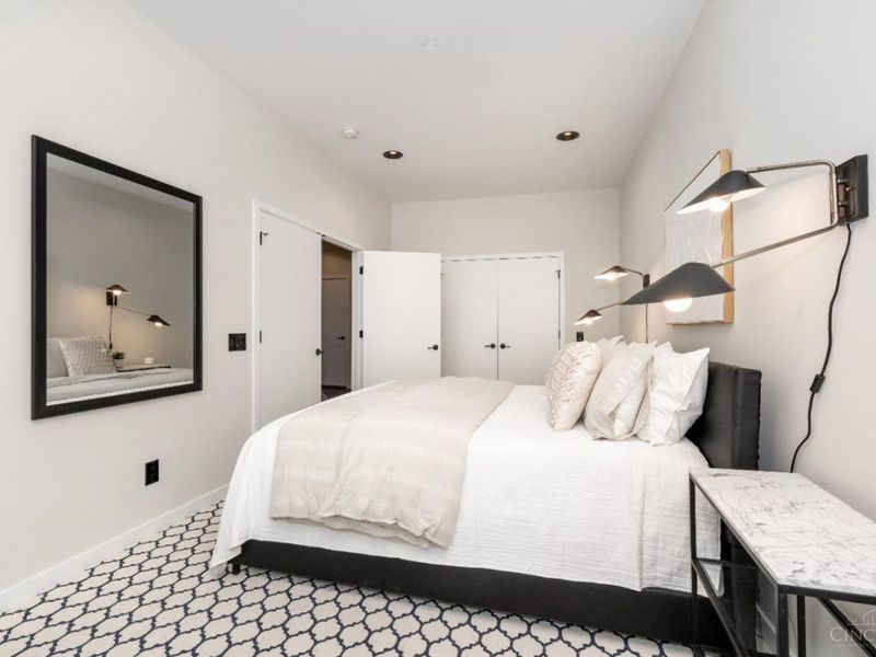 419 E Thirteenth Street, Cincinnati, OH 45202 Photo 21