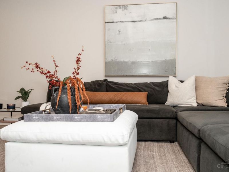 419 E Thirteenth Street, Cincinnati, OH 45202 Photo 3