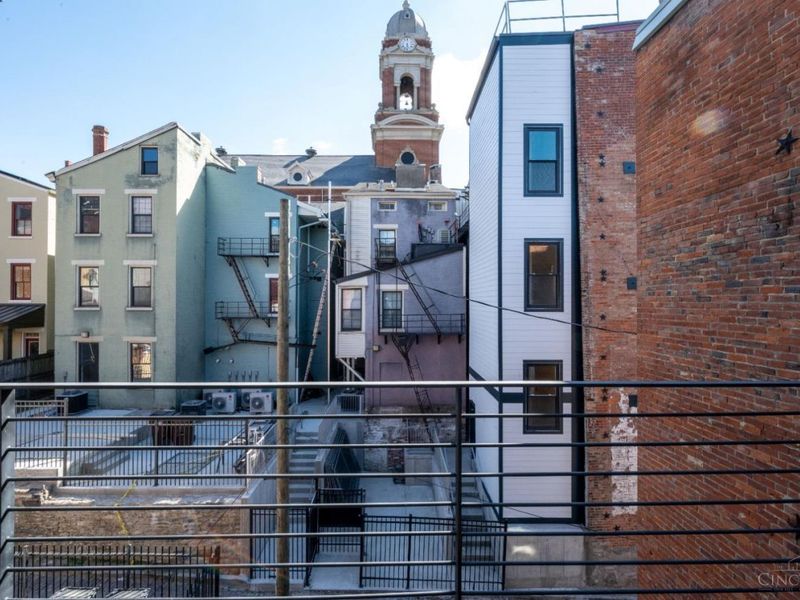 419 E Thirteenth Street, Cincinnati, OH 45202 Photo 48