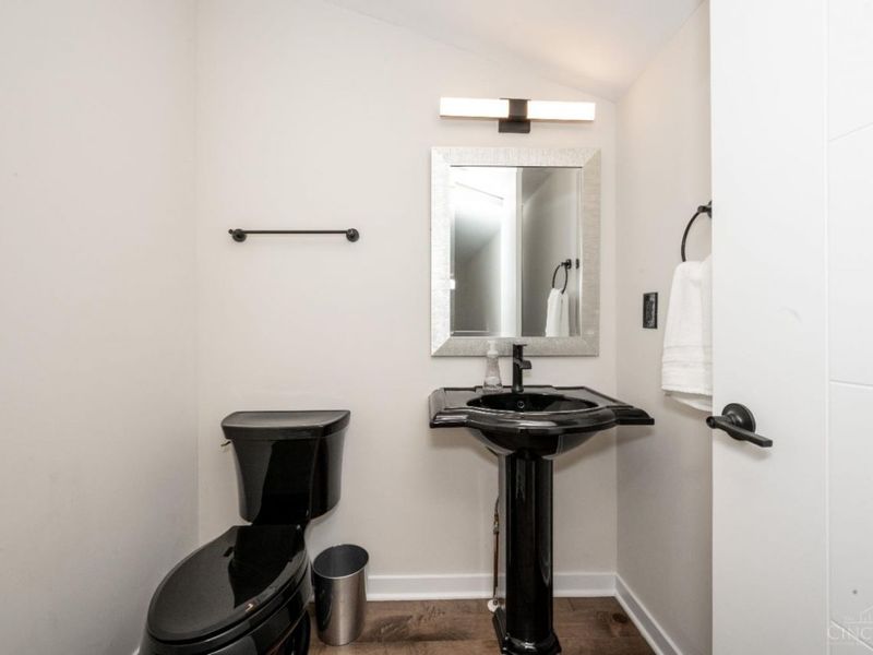 419 E Thirteenth Street, Cincinnati, OH 45202 Photo 55