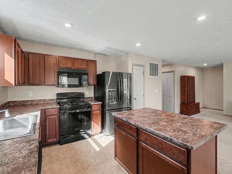 4798 Sullivans Ridge Drive, Morrow, OH 45152 Photo 9