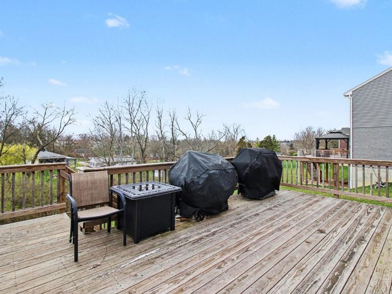 4677 Hampton Pointe Drive, Green Township, OH 45248 Photo 25