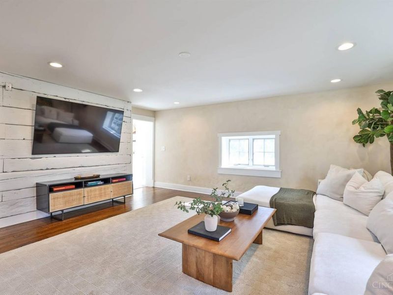 7151 Euclid Avenue, Madeira, OH 45243 Photo 10