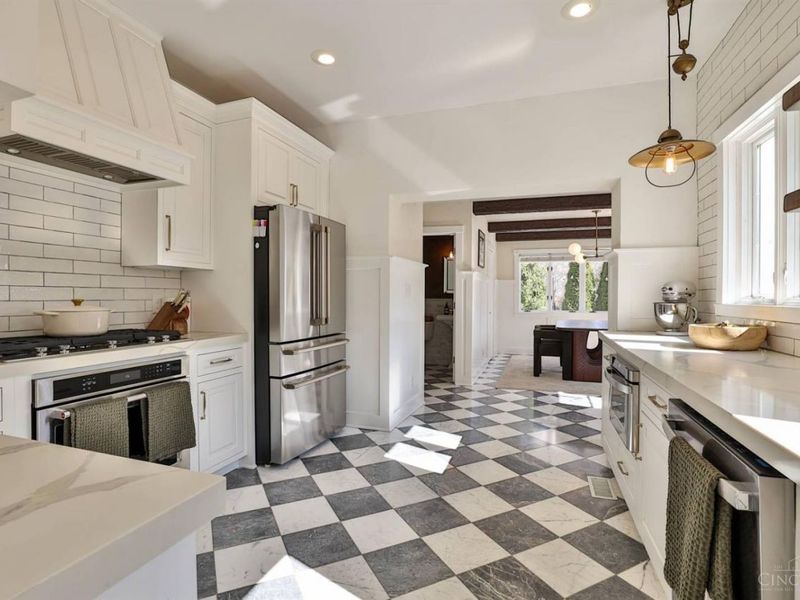 7151 Euclid Avenue, Madeira, OH 45243 Photo 18