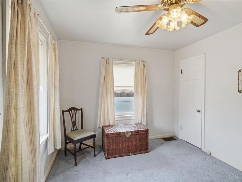 4009 St Johns Terrace, Deer Park, OH 45236 Photo 11