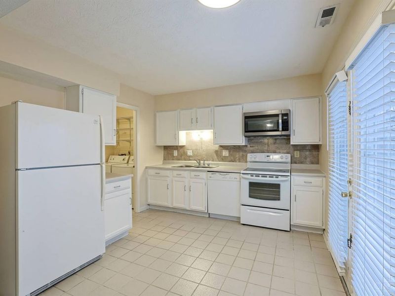 10876 Ponds Lane, Sycamore Township, OH 45242 Photo 8