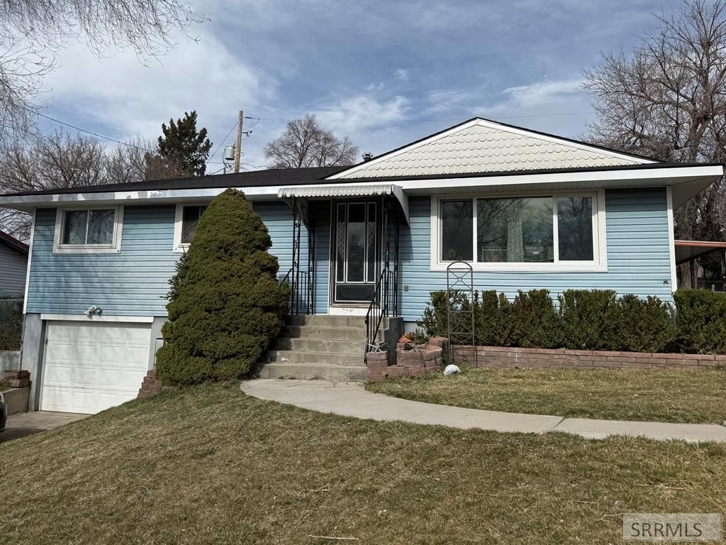 1090 Alameda Road, Pocatello, ID 83201 Main Photo