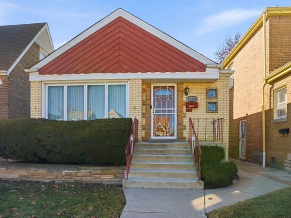 10424 S Forest Avenue , Chicago, IL 60628