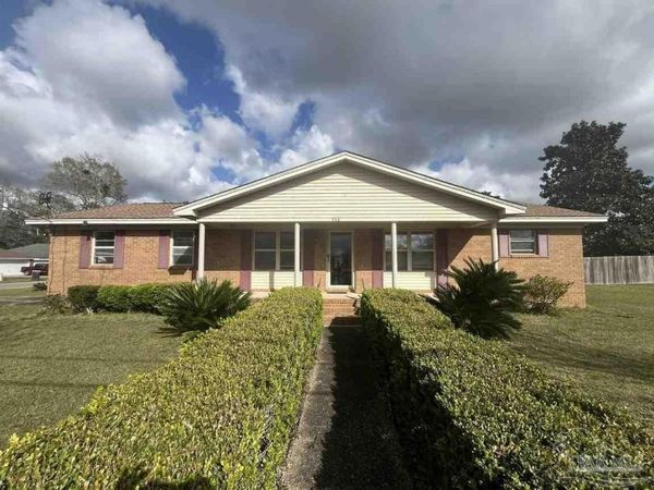 516 Monroe Ave, Cantonment, FL 32533