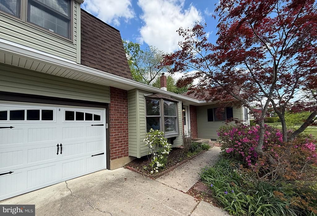 654 Helena Avenue, Mantua, NJ 08051 Main Photo