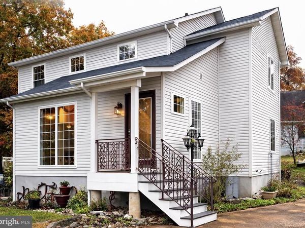 3918 OAKDALE CIRCLE, TRIANGLE, VA 22172