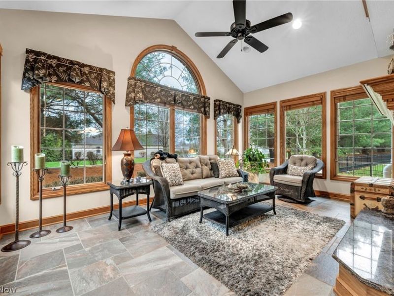 3302 Ashton Drive, Uniontown, OH 44685 Photo 11