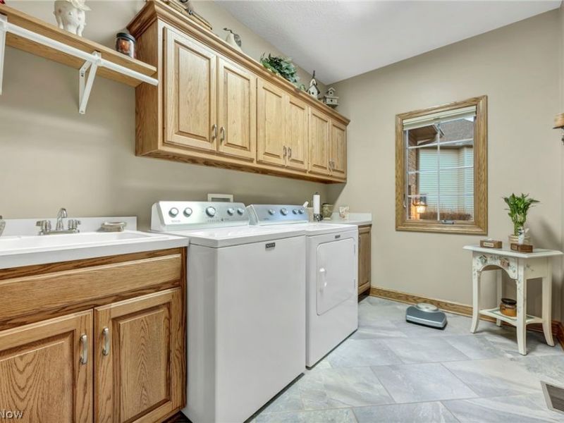 3302 Ashton Drive, Uniontown, OH 44685 Photo 27