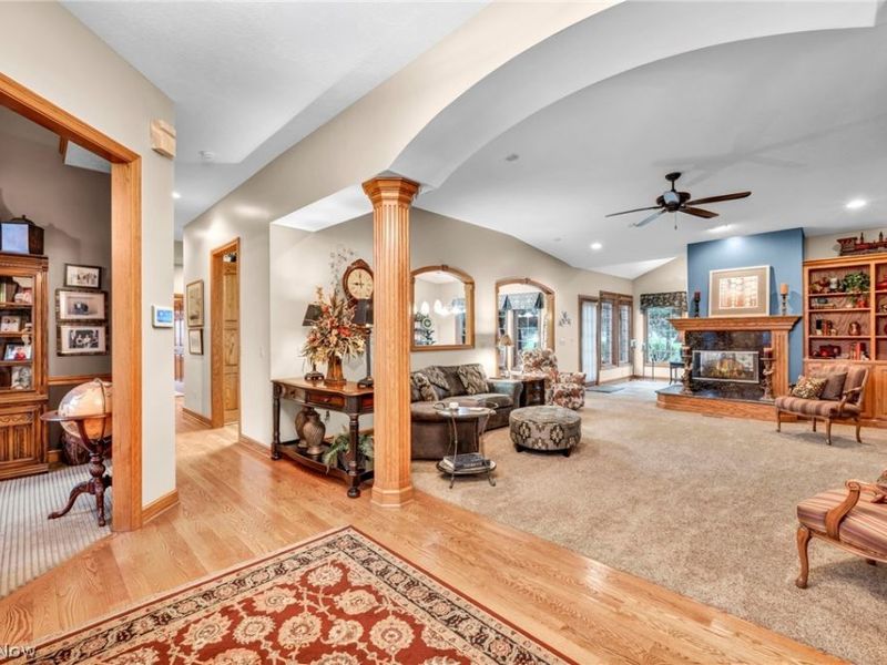 3302 Ashton Drive, Uniontown, OH 44685 Photo 3