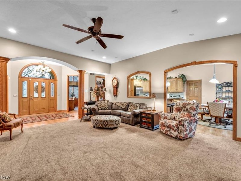 3302 Ashton Drive, Uniontown, OH 44685 Photo 6