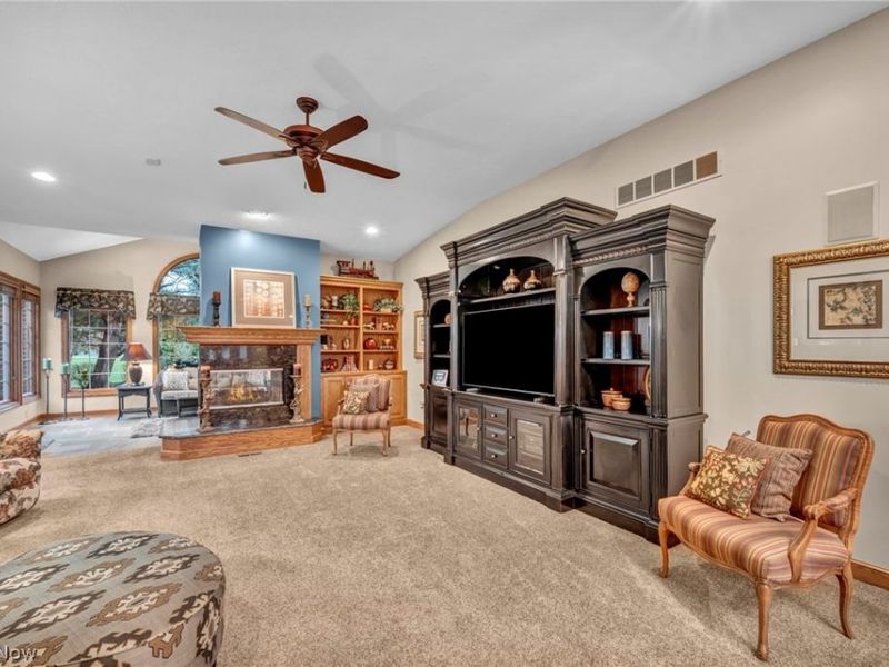 3302 Ashton Drive, Uniontown, OH 44685 Photo 7