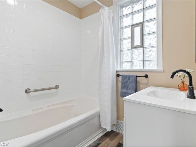 462 Spaulding Street, Akron, OH 44310 Photo 17