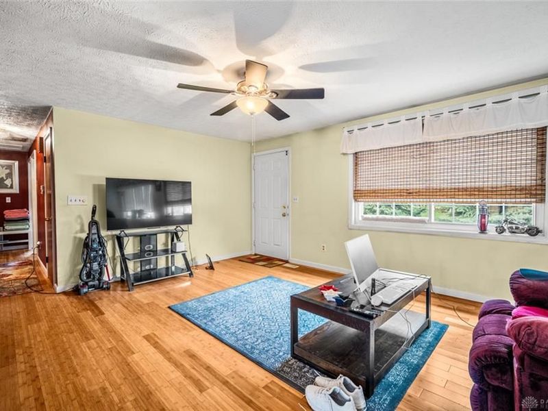 7237 Carmelita Drive, Huber Heights, OH 45424 Photo 7