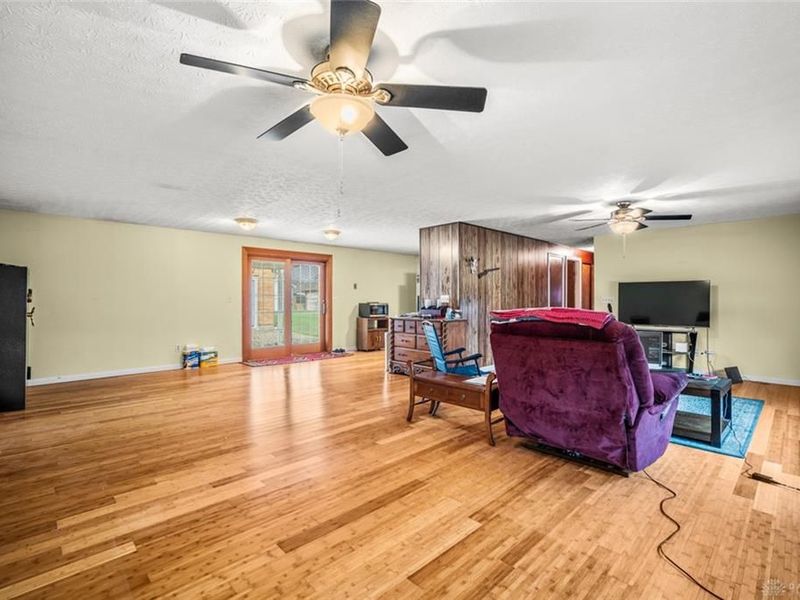 7237 Carmelita Drive, Huber Heights, OH 45424 Photo 8