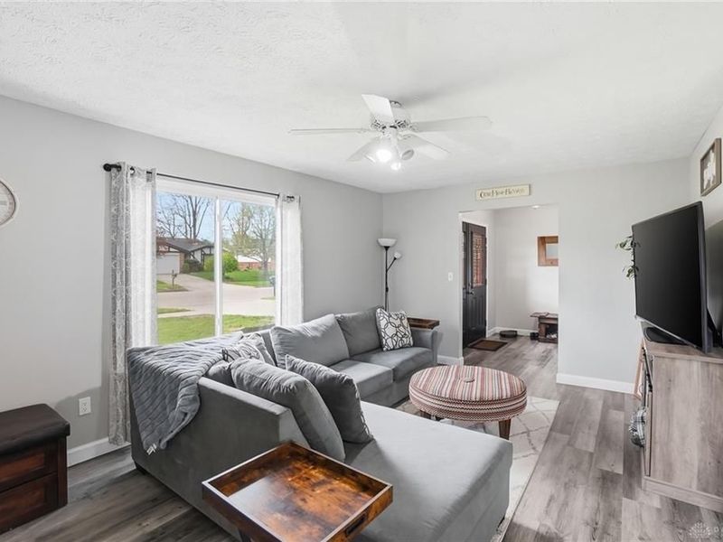 723 W Alkaline Springs Road, Vandalia, OH 45377 Photo 7