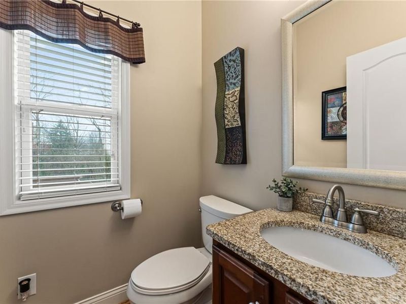 5518 Fairmeadow Court, Mason, OH 45040 Photo 18