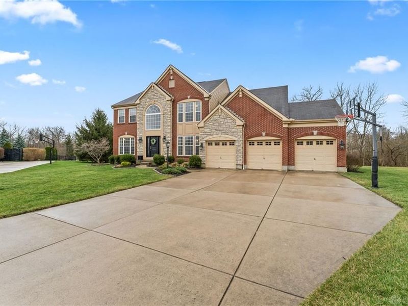 5518 Fairmeadow Court, Mason, OH 45040 Photo 2