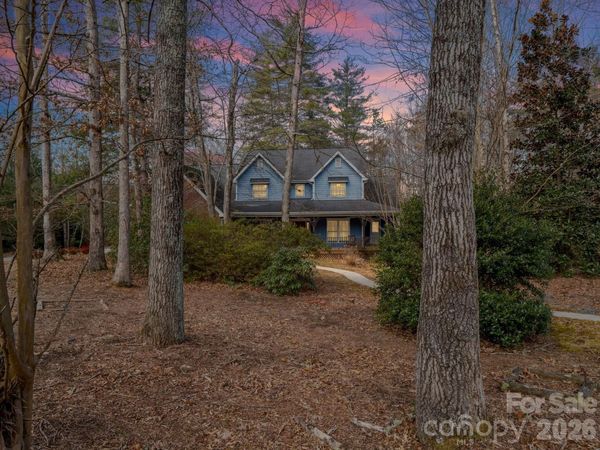 220 Jonathan Creek Drive , Etowah, NC 28729