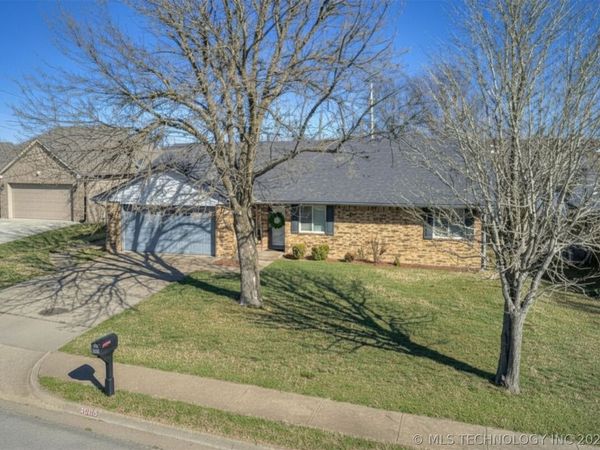 3000 Loris Lane, Bartlesville, OK 74006