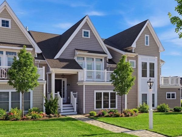 3 Daisy Ln, Plymouth, MA 02360