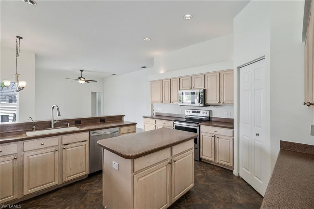 1728 NW 7th Ave , Cape Coral, FL 33993 Photo