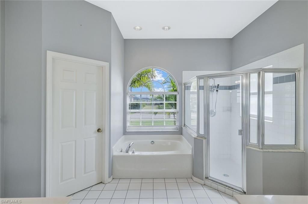 1728 NW 7th Ave , Cape Coral, FL 33993 Photo