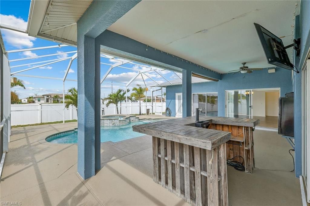 1728 NW 7th Ave , Cape Coral, FL 33993 Photo