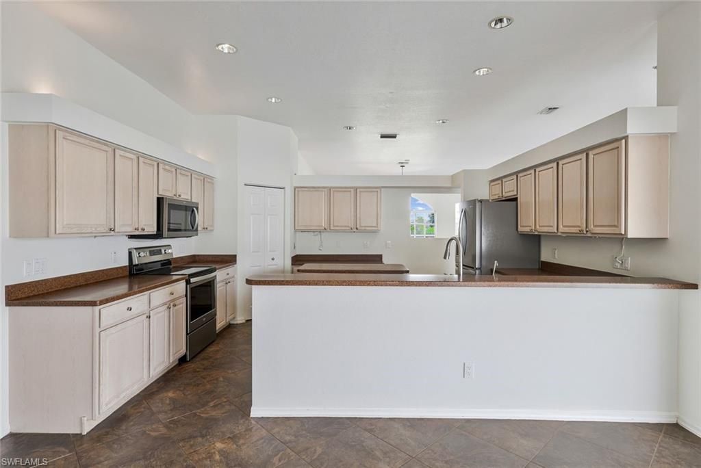 1728 NW 7th Ave , Cape Coral, FL 33993 Photo