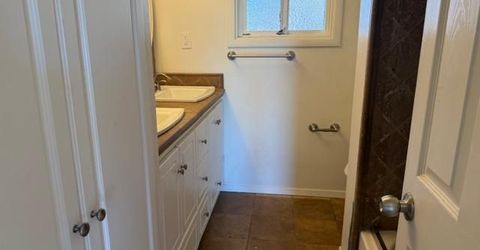 9497 Sara St, Elk Grove, CA 95624 Photo