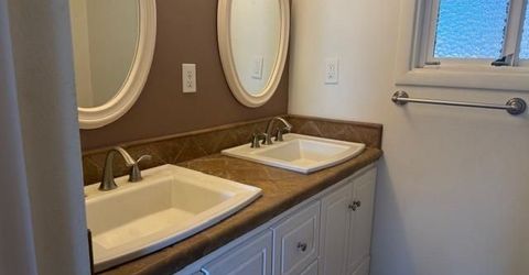 9497 Sara St, Elk Grove, CA 95624 Photo