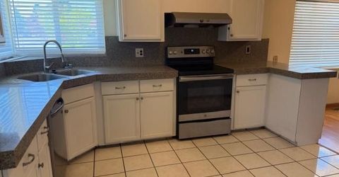 9497 Sara St, Elk Grove, CA 95624 Photo