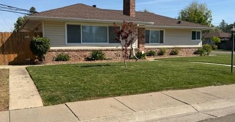9497 Sara St, Elk Grove, CA 95624 Photo