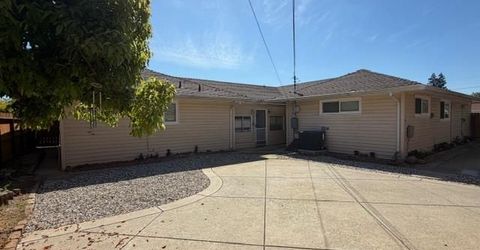 9497 Sara St, Elk Grove, CA 95624 Photo