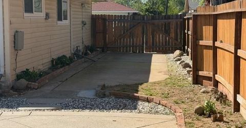 9497 Sara St, Elk Grove, CA 95624 Photo