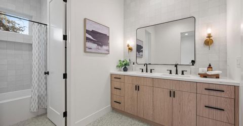 12985 Austin Forest Cir, Auburn, CA 95602 Photo