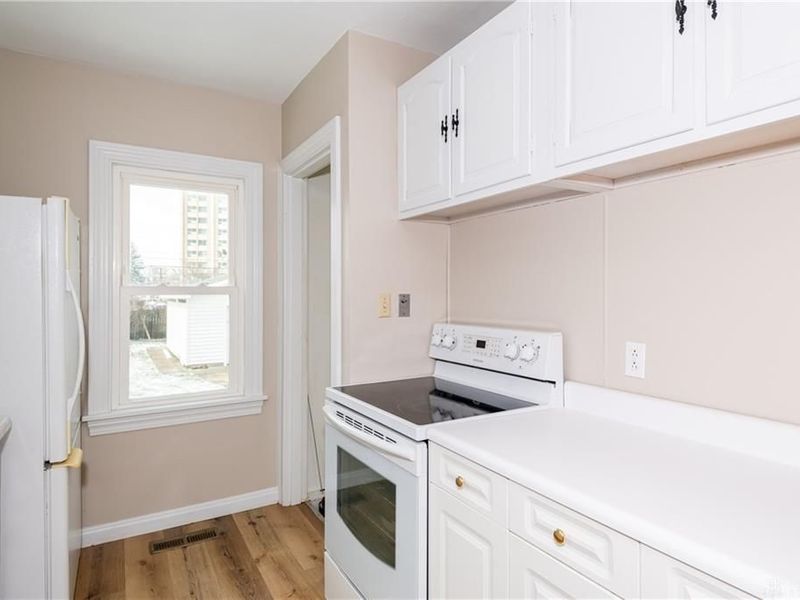 2921 Lansing Drive, Dayton, OH 45420 Photo 11