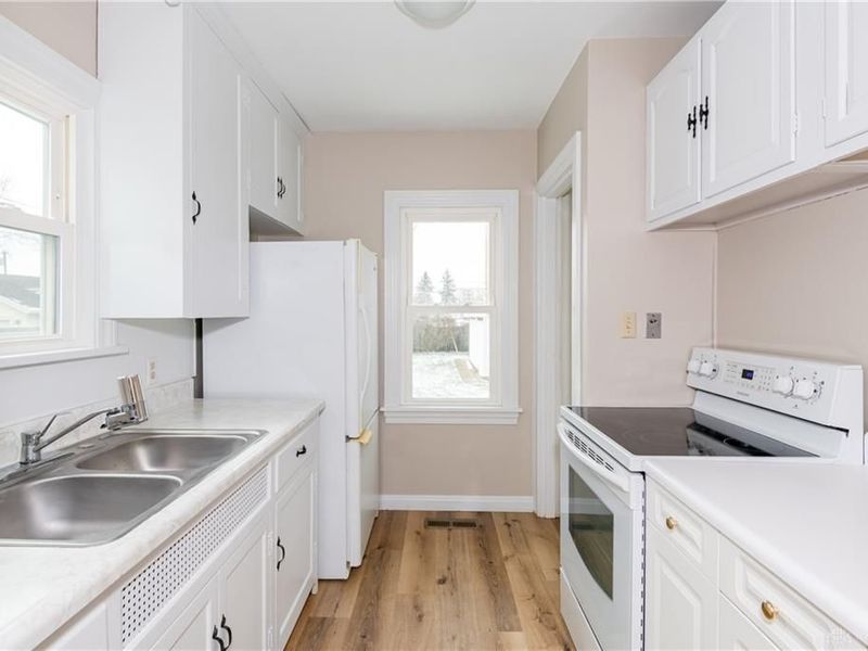 2921 Lansing Drive, Dayton, OH 45420 Photo 9